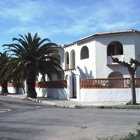 Jeremias Apartments *
